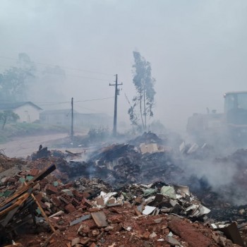 Defesa Civil alerta sobre os riscos da queima de lixo, ocorrência em Presidente Prudente provoca suspensão das aulas no SESI